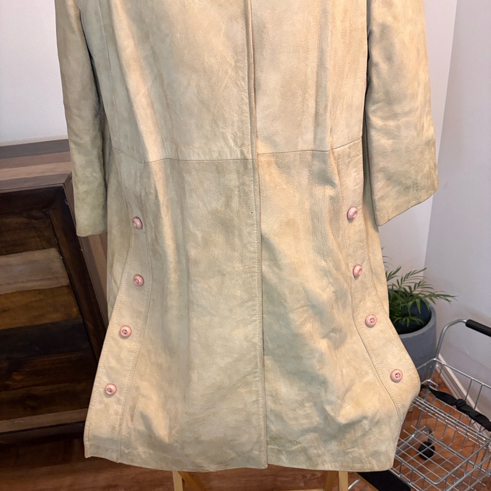 Vintage Elegant Suede Tan Women's Coat Size Small - Picture 4 of 14